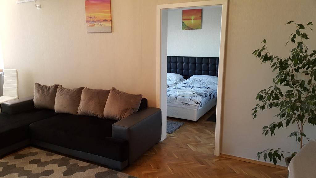 Apartment Plamen Delux Burgas Ruang foto